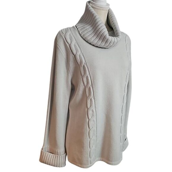 Dana Buchman, NWT, 100% Merino Wool Sweater - Picture 2 of 8